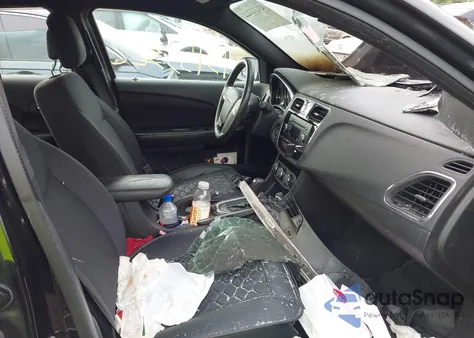 2013 Chrysler 200 Touring from USA, damaged, VIN 1C3CCBBBXDN735242